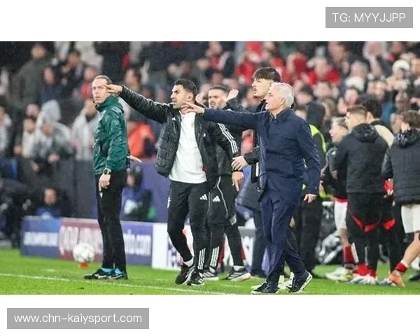 本菲卡与皇家马德里抽入同组,穆里尼奥将率队重返伯纳乌 本菲卡与皇家马德里抽入同组,穆里尼奥将率队重返伯纳乌