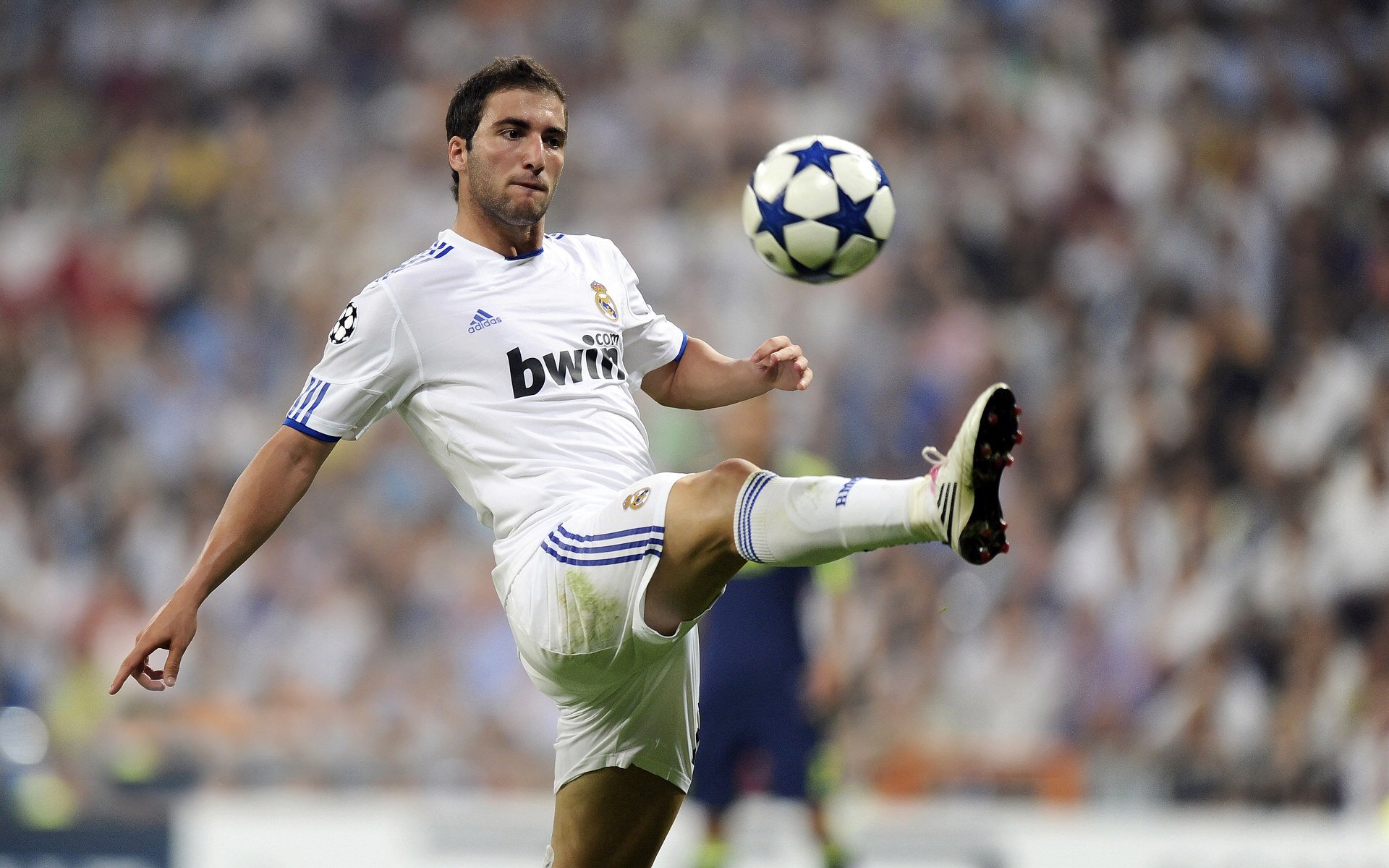 拜仁对巴黎欧冠历史对决创下78%胜率,拜仁对巴黎欧冠决赛